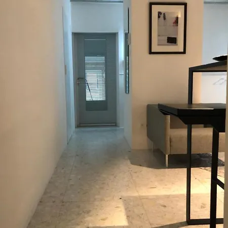 Medieval Center At River De Leie